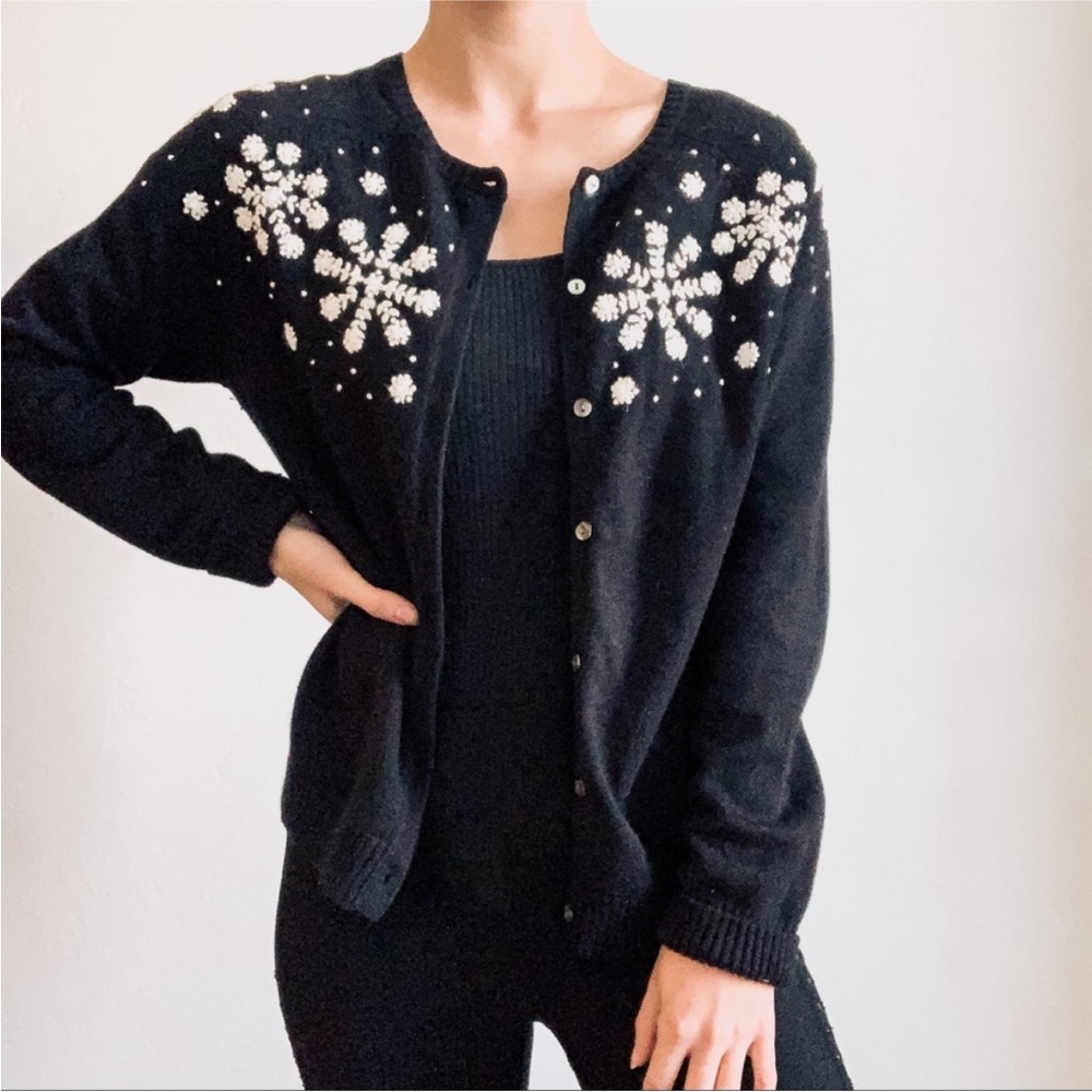 Eddie Bauer Vintage Collectibles Cardigan - Snowflakes Angora Rabbit Wool - M L